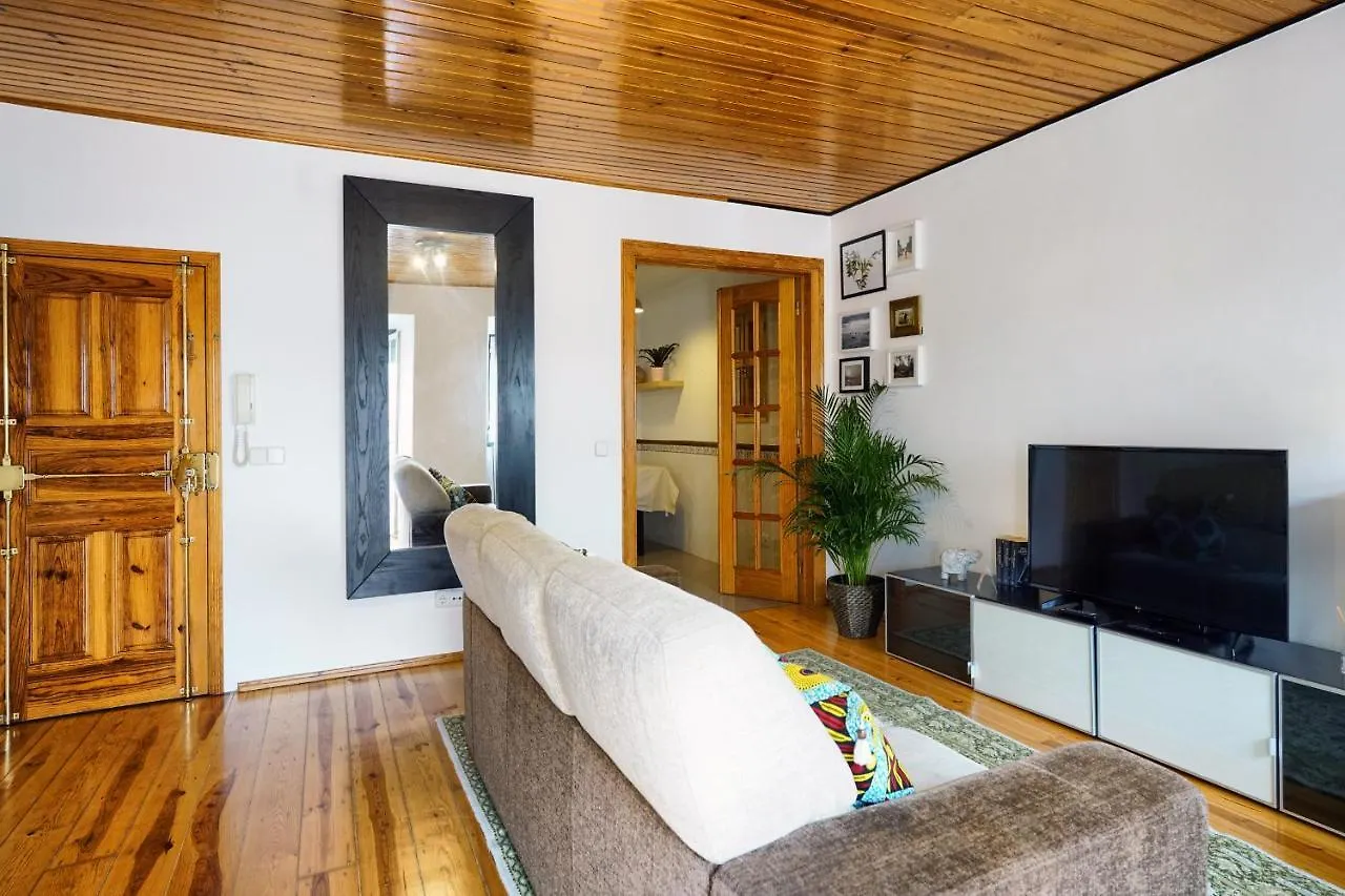 Apolonia Train Spot Apartment Lisbon